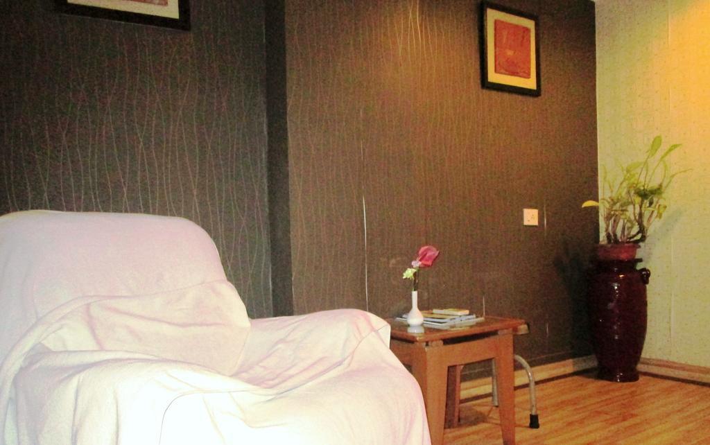 Indismart Hotel Kalkutta Kültér fotó
