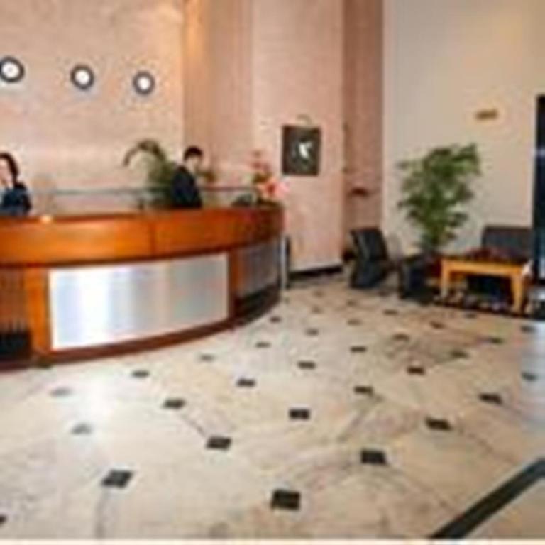Indismart Hotel Kalkutta Kültér fotó