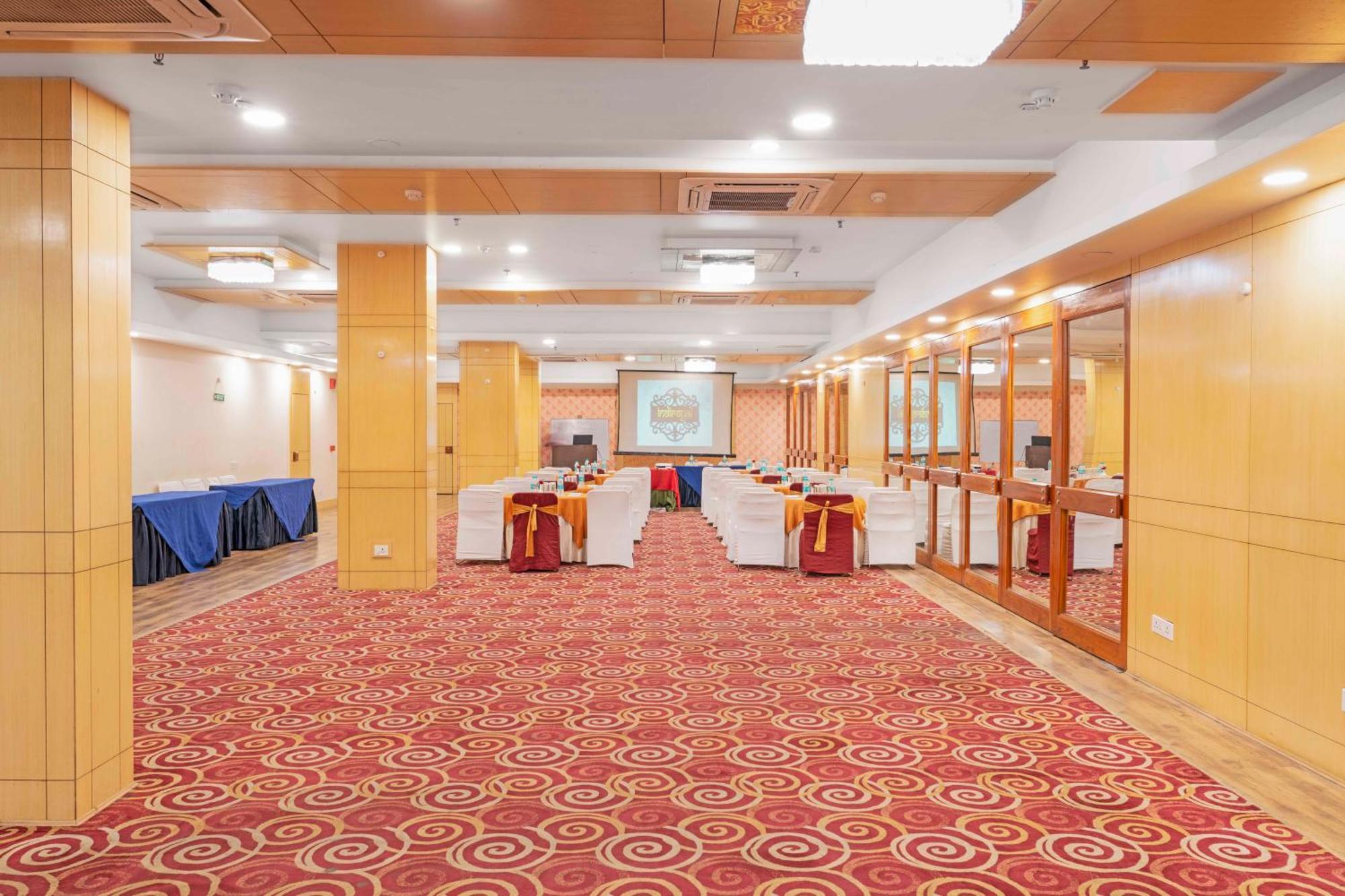 Indismart Hotel Kalkutta Kültér fotó