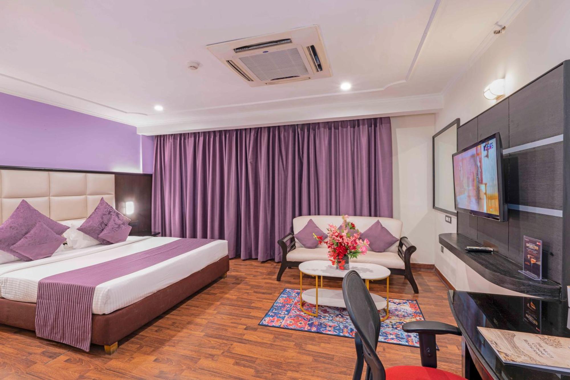 Indismart Hotel Kalkutta Kültér fotó