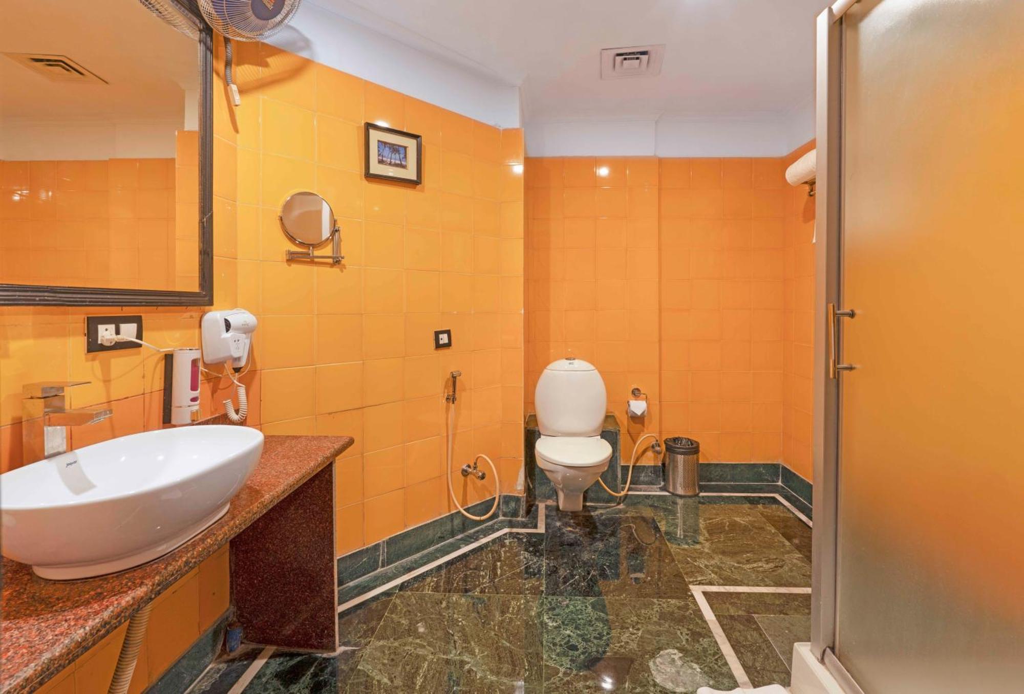 Indismart Hotel Kalkutta Kültér fotó