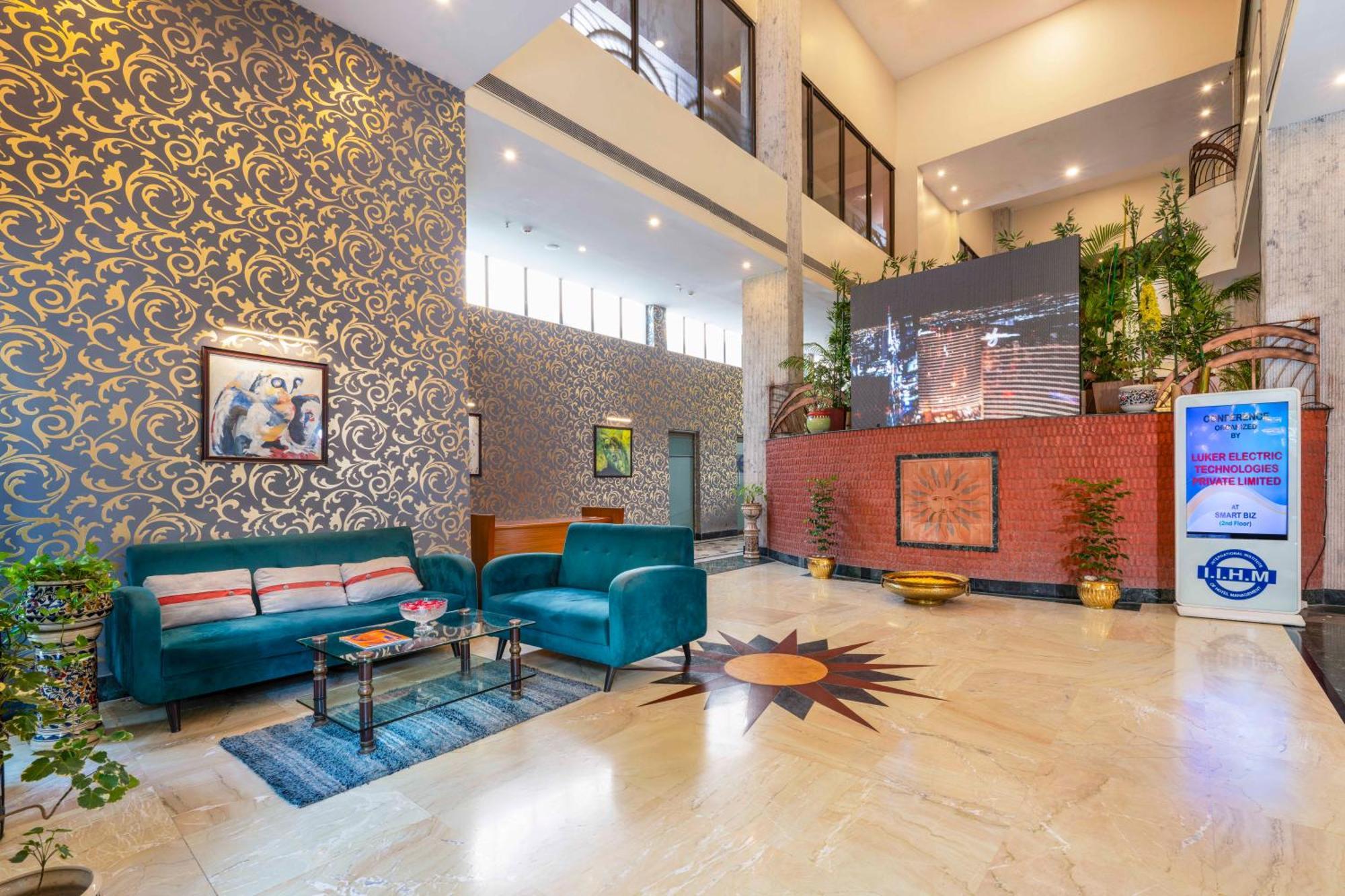 Indismart Hotel Kalkutta Kültér fotó